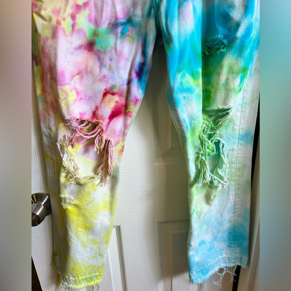 Custom tie dye Levi’s 501 jeans rainbow - Picture 6 of 6